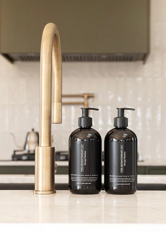 THERAPY KITCHEN - Håndkrem Golden Pear & Vanilla 500ml