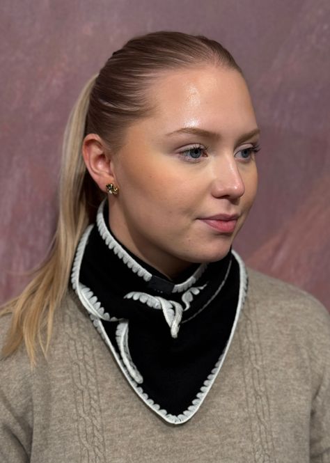 Hovedbilde CHRISTIAN AKS - Mina Stitched ...