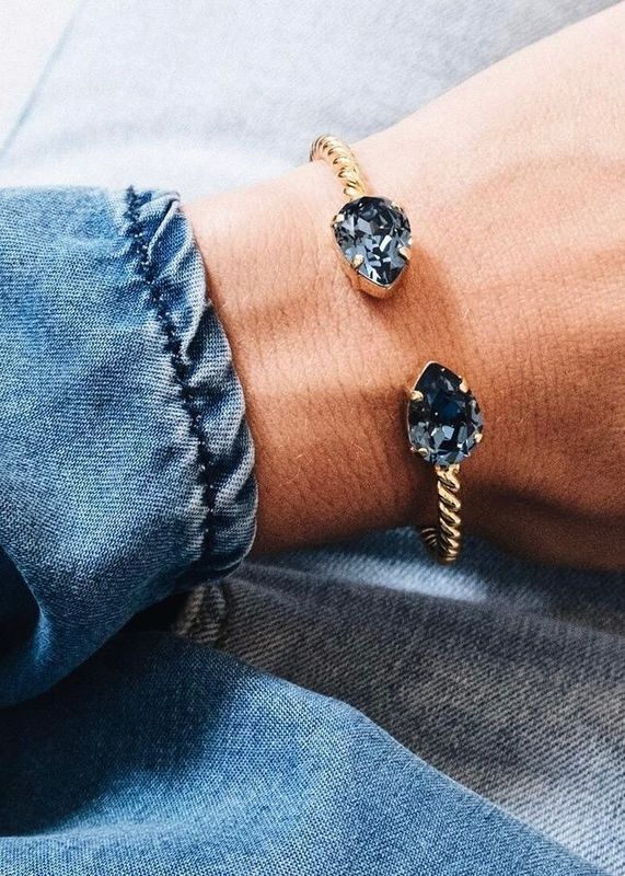 CAROLINE SVEDBOM - Mini Drop Armbånd Gold Denim Blue