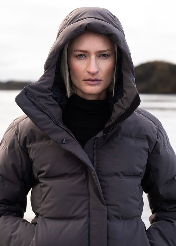 SCANDINAVIAN EDITION - W Noon II Dunparka Amber