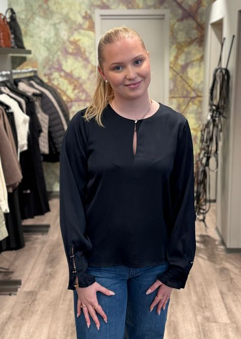 Hovedbilde RICCOVERO - Millie Bluse Navy ...